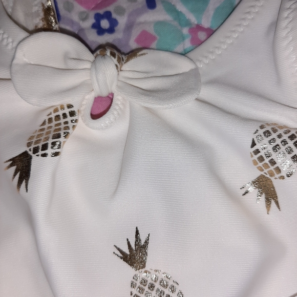 NWT Old Navy Baby Pineapple Swimsuit One Piece NEW - Picture 3 of 3